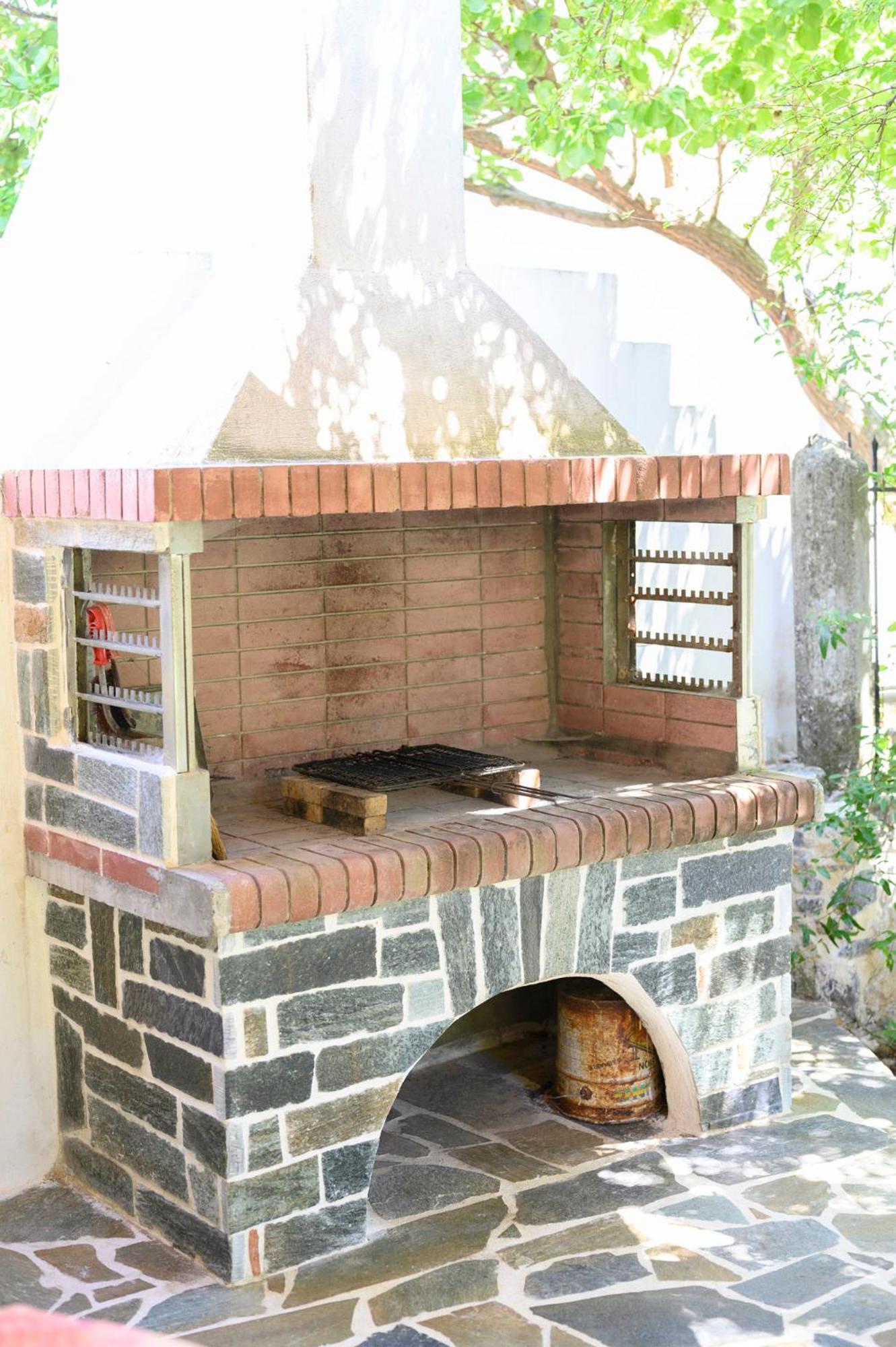 Small Villa Gerani Agios Vlasios  エクステリア 写真