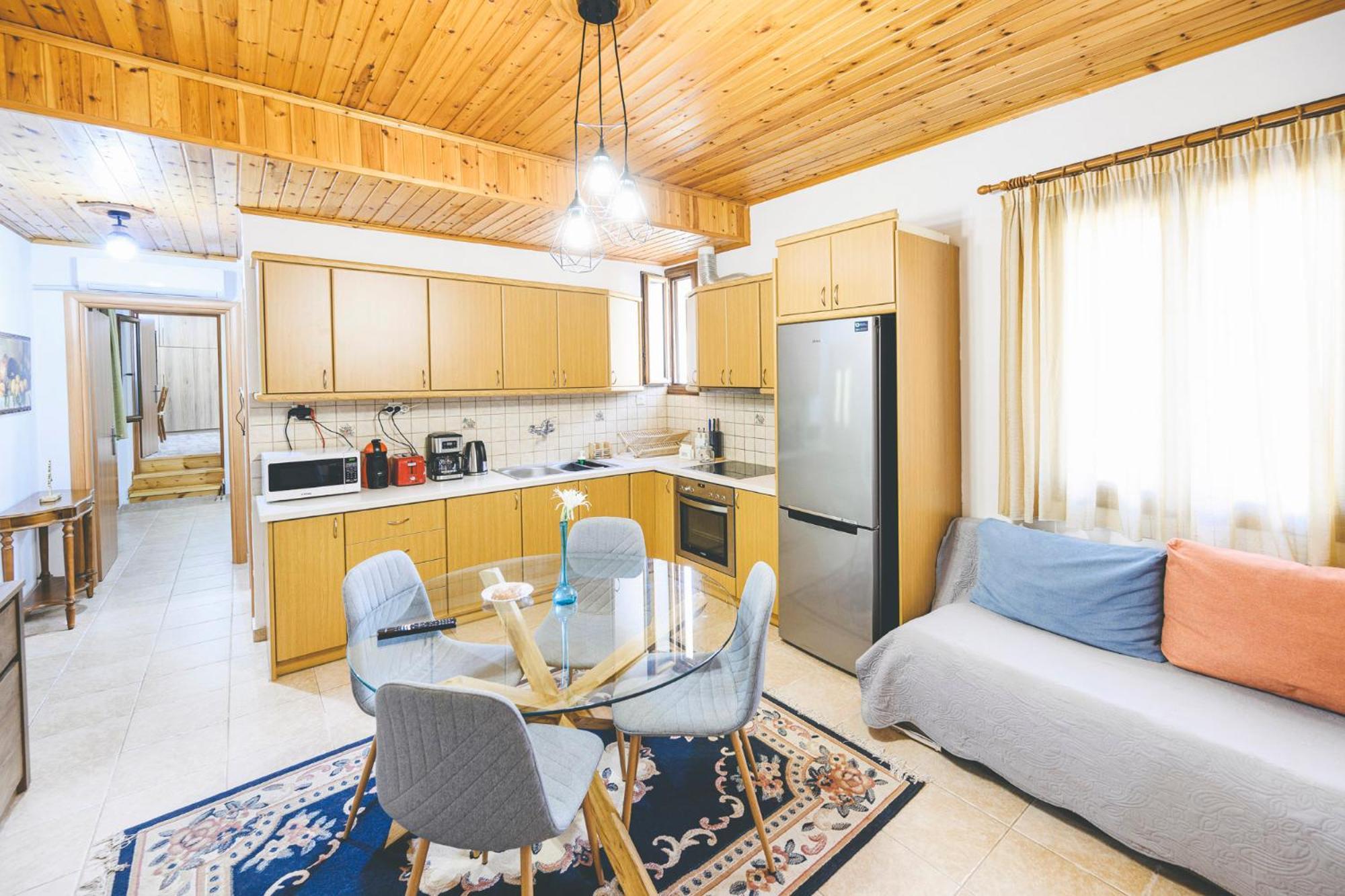 Small Villa Gerani Agios Vlasios  エクステリア 写真
